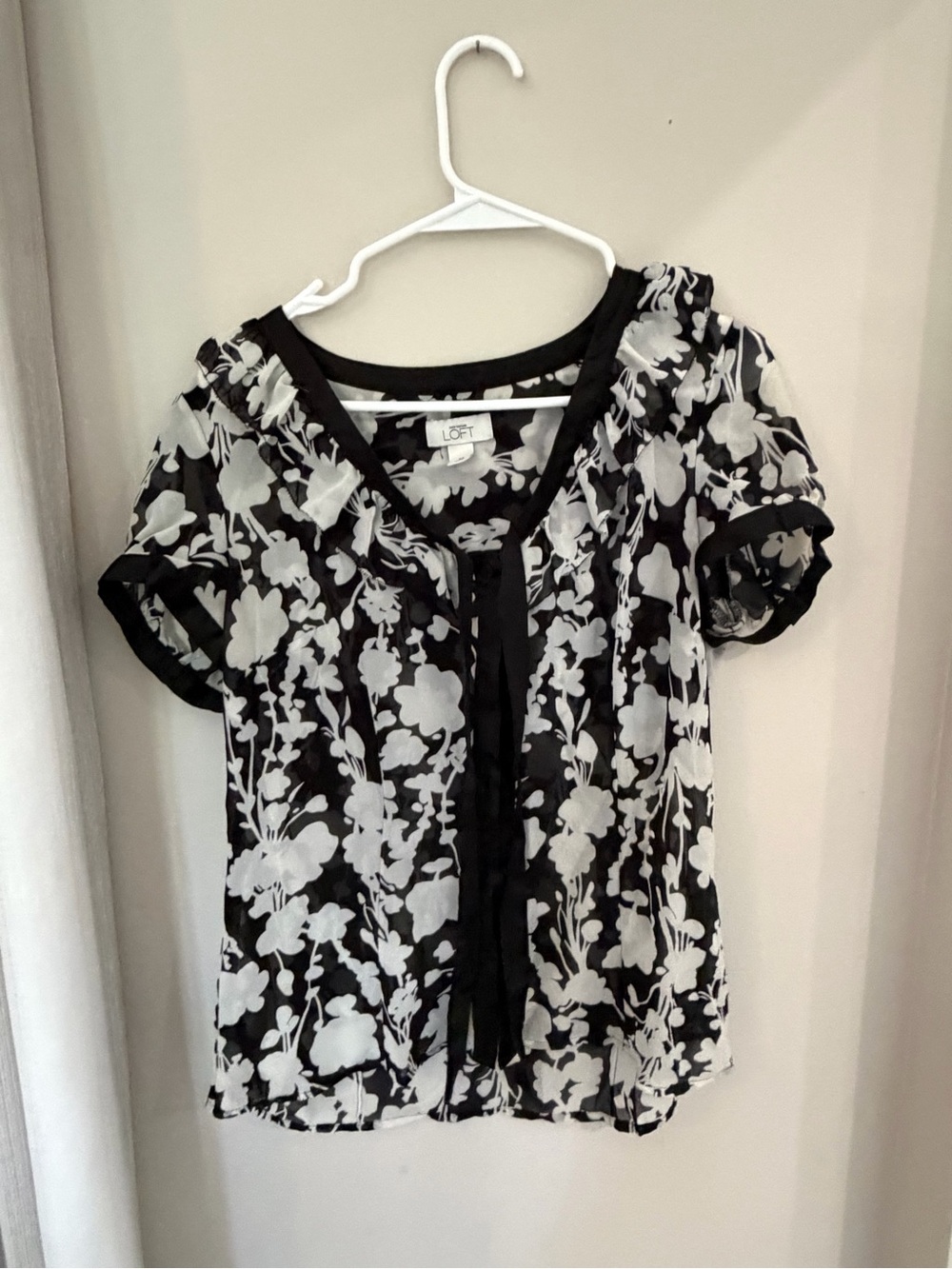 LOFT Black and White Floral Sheer Short-Sleeve Blouse